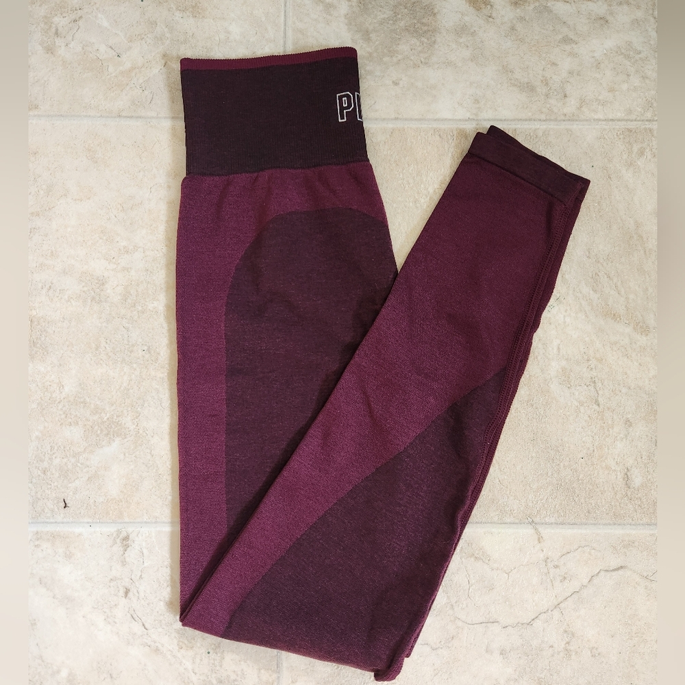 Victoria Secret Pink Seamless Leggings - Size XS